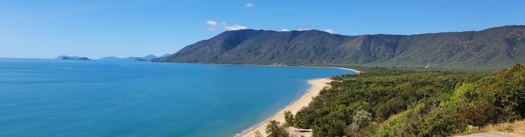 Capt Cook Highway Lookout